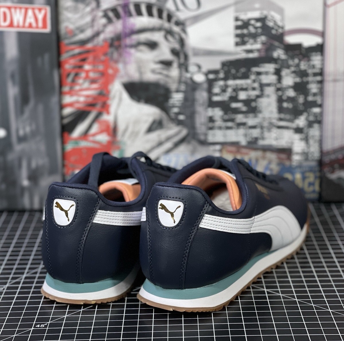 Size 11 - Puma Roma Basic Plus Parisian Night Gum for sale  display picture 1