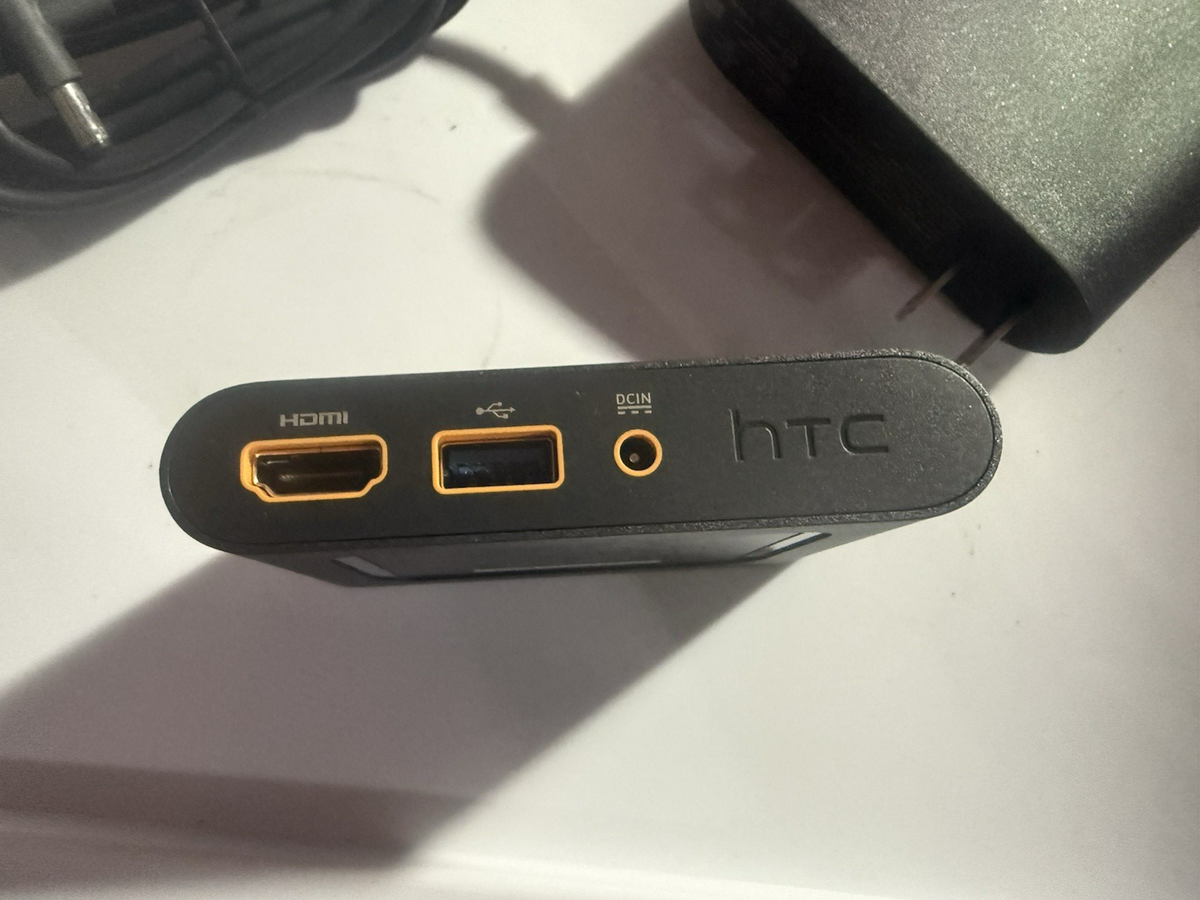 NEW HTC (Set Of Two)Vive Base Station Lighthouse SteamVR