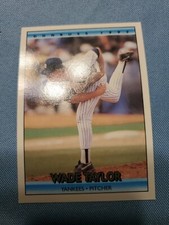 FREE SHIPPING-MINT-1992 Donruss Wade Taylor #527 and Jeff Montgomery 666#