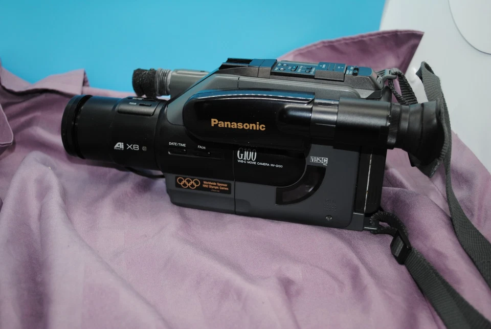 Panasonic NV-G100EN camcorder - Image 2 of 4