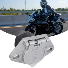 Clear and Consistent Lighting Signals Round Split Pin Socket for Trucks