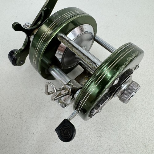 Vintage HEDDON Mark IV / 3200 Bait Casting Reel grün Teile oder Reparatur lesen - Bild 9 von 14