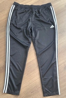 Adidas Tiro 25 Essentials Trainingshose   Größe XL   guter Zustand