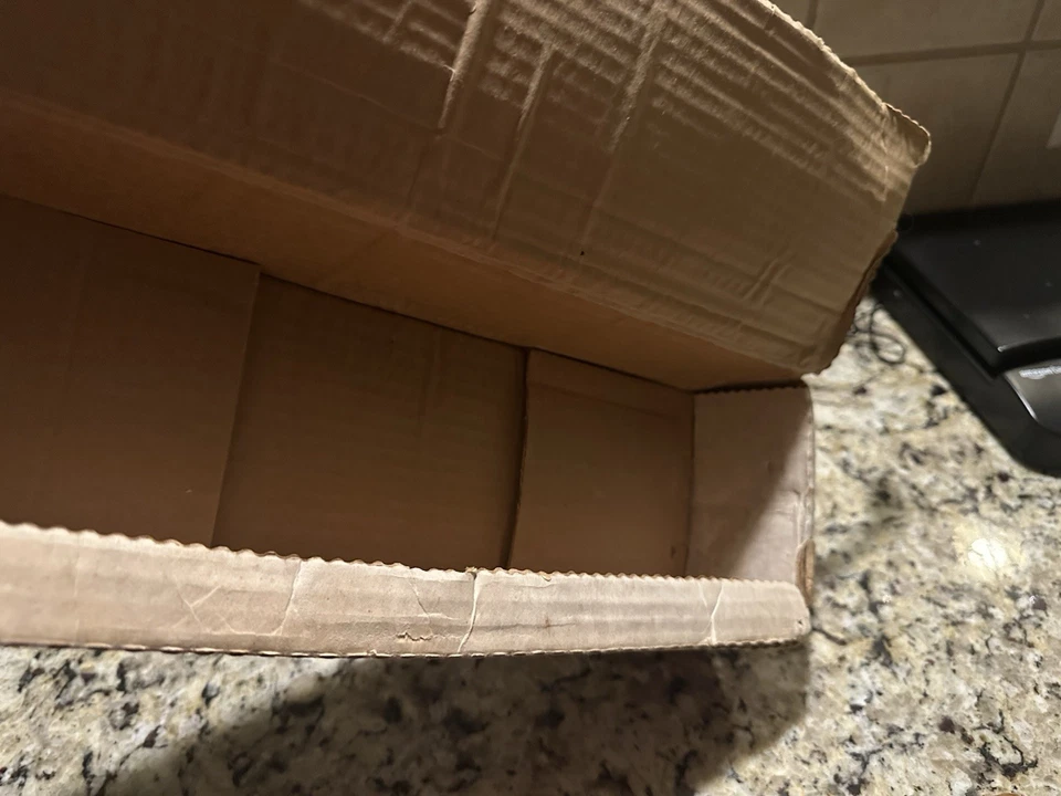 Rummikub Vintage Game Set with Case Made In Israel Original box - Image 4 of 4