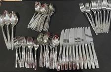 OUR ROSE Oneida Ltd. SSS Stainless Steel 71 PC Set Beautiful