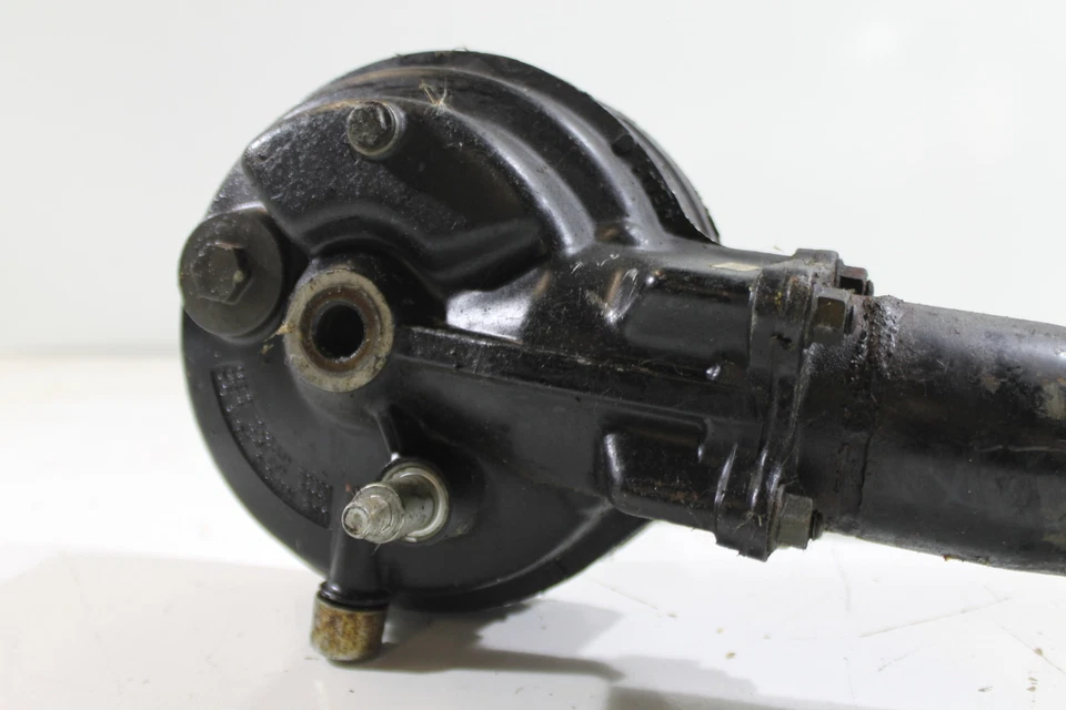 Honda Nighthawk 550 CB550SC 1983 basculante con diferencial de transmisión final Foto 2 de 4