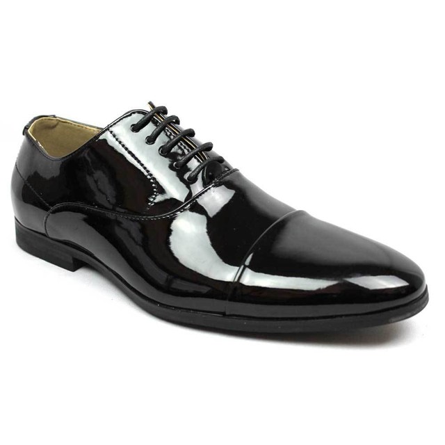 oxford shiny shoes