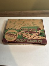 Vintage Plasticville 1950's O to S Scale Railroad Train Freight Station Kit