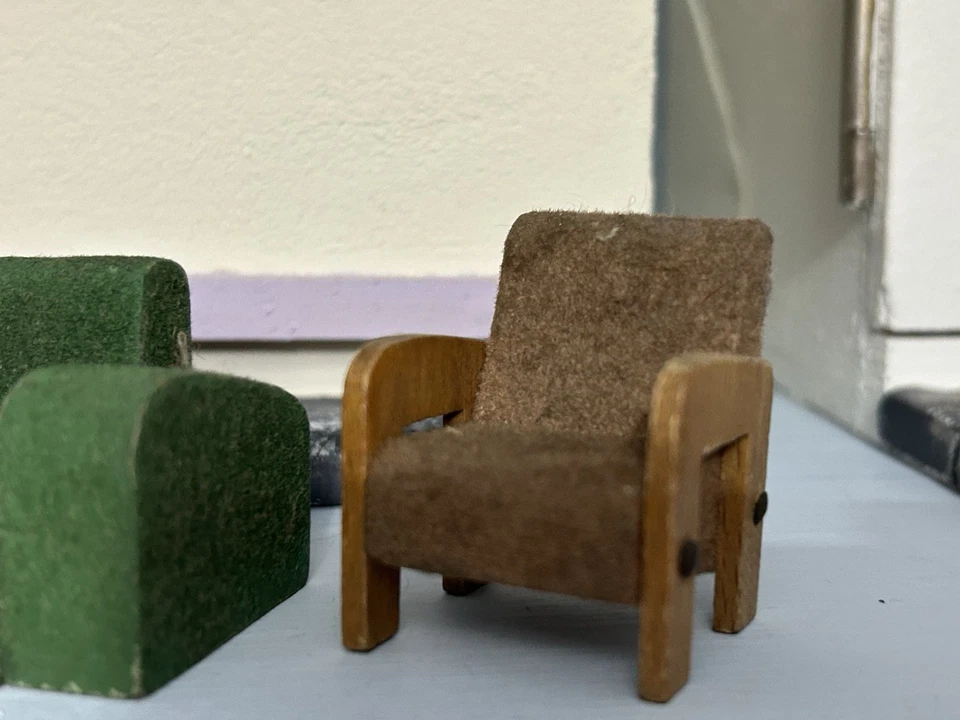Set Of 3 Vintage Dolls House Flocked Armchairs Dol Toi - Image 3 of 3