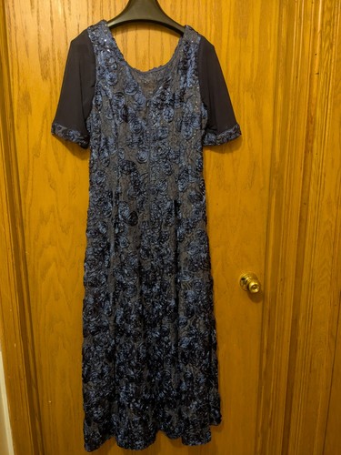 An Alex Evenings Rosette Lace Gown in Navy