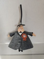 DISNEY DIAMOND SELECT TOYS TIM BURTONS THE NIGHTMARE BEFORE CHRISTMAS THE MAYOR 