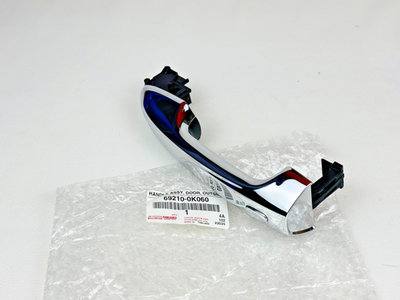 69210-0K060 TOYOTA GENUINE HANDLE ASSY, FRONT DOOR, OUTSIDE RH