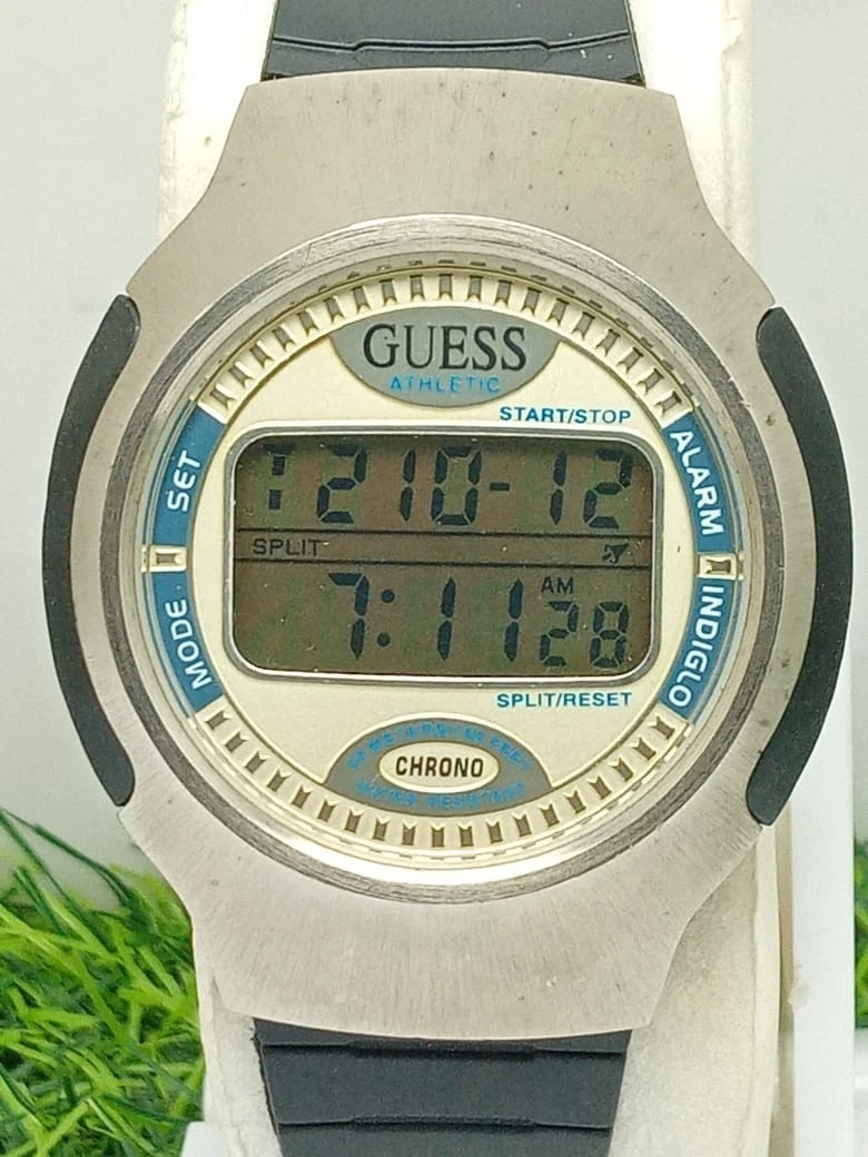 Vintage Men’s Guess Athletic Chronograph Digital Watch 50M Untested No Band GUESS ATHLETIC Chronograph Digital Quartz Vintage Men main image 3