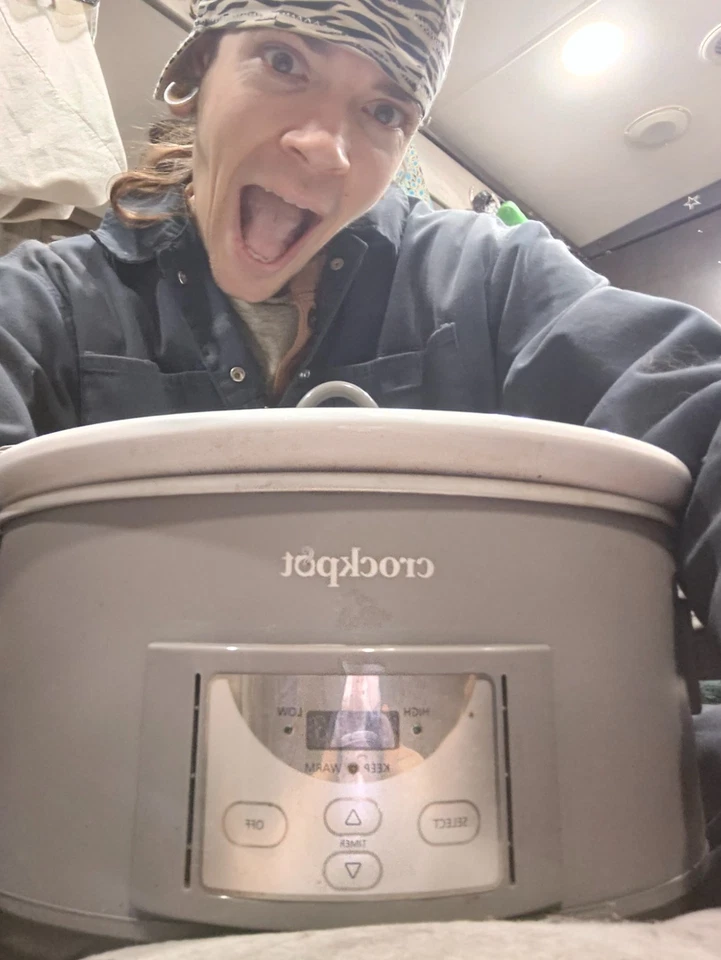 Crock-Pot 7qt Cook & Carry Slow Cooker - 1 Touch Programmable kitchen, Drug Free - Image 4 of 4