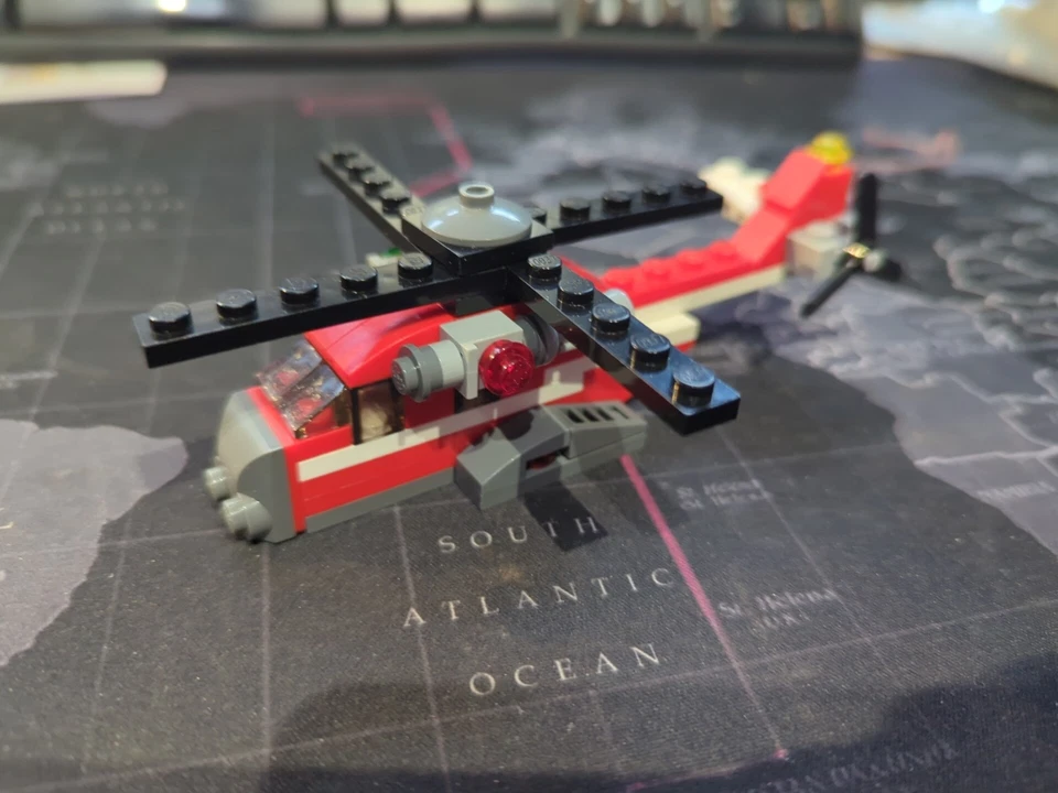 LEGO Creator 31013 Red Thunder, photo 1 of 5