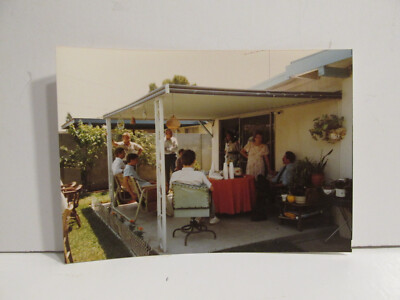 VINTAGE FOUND PHOTOGRAPH COLOR ART OLD PHOTO WHITE PEOPLE HOUSE BACKYARD PARTY