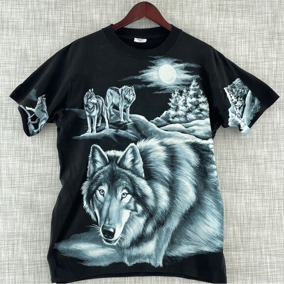 the mad shop classic shirt 48 wolf&wolff VINTAGE WOLF TEE SHIRT- BLACK the mad shop classic shirt 48 wolf&wolff VINTAGE WOLF TEE SHIRT- BLACK