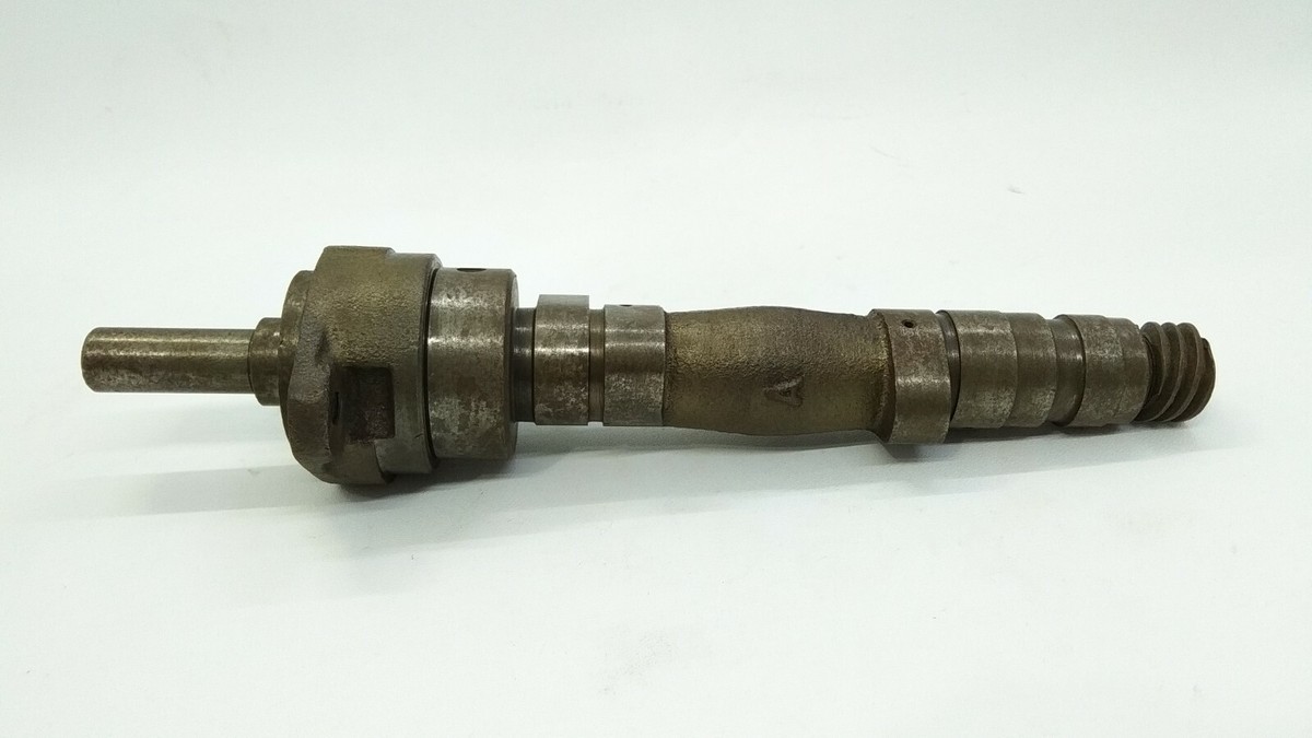 Honda CB125K K4 K5 CB125T Twin Camshaft 14101-336-000 NOS Honda CB125K K4 K5 CB125T Twin Camshaft 14101-336-000 NOS