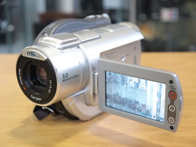 Sony DCR-DVD405 DVD 3MP Camcorder with Zeiss 10x Zoom Lens | eBay UK