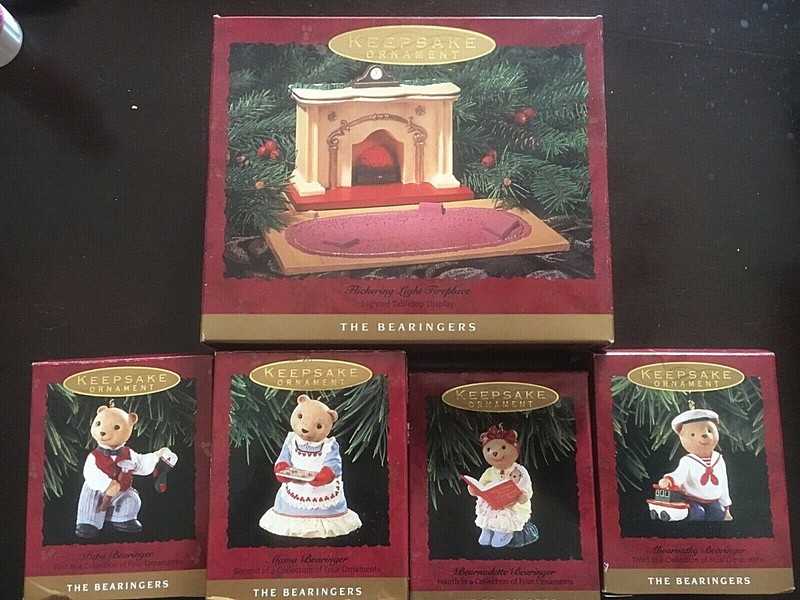 Hallmark "The Bearingers" Set of 5-4 Bear Ornaments w/LightUp Display Stand-1993
