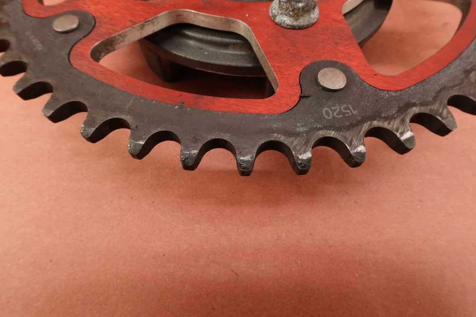 2016 13-16 Triumph Street Triple R Rear Wheel Hub & Sprocket - Image 2 of 4