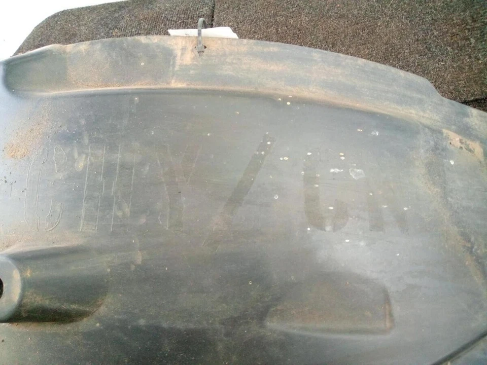 Rh Front Inner Wing/liner Chrysler Sebring Crd Limited 2007-2011 1968cc Diesel - Image 4 of 4