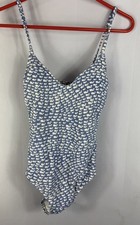 Vineyard vines women s one piece whale swimsuit size Small