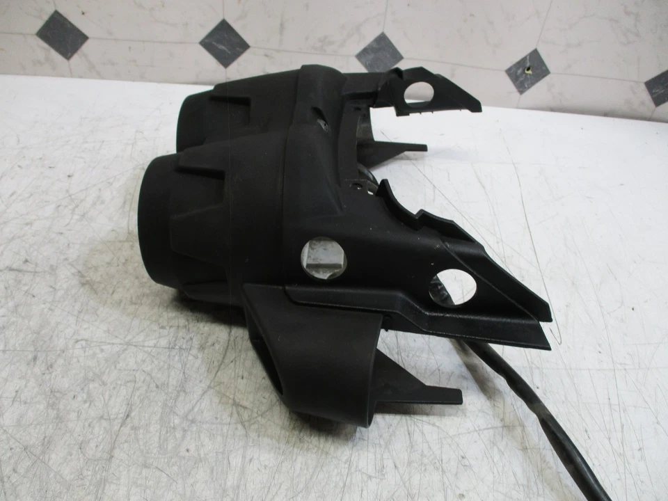 Yamaha Zuma yw125 2011 11 12 13 14 luz trasera luz freno trasero completa. Foto 3 de 4