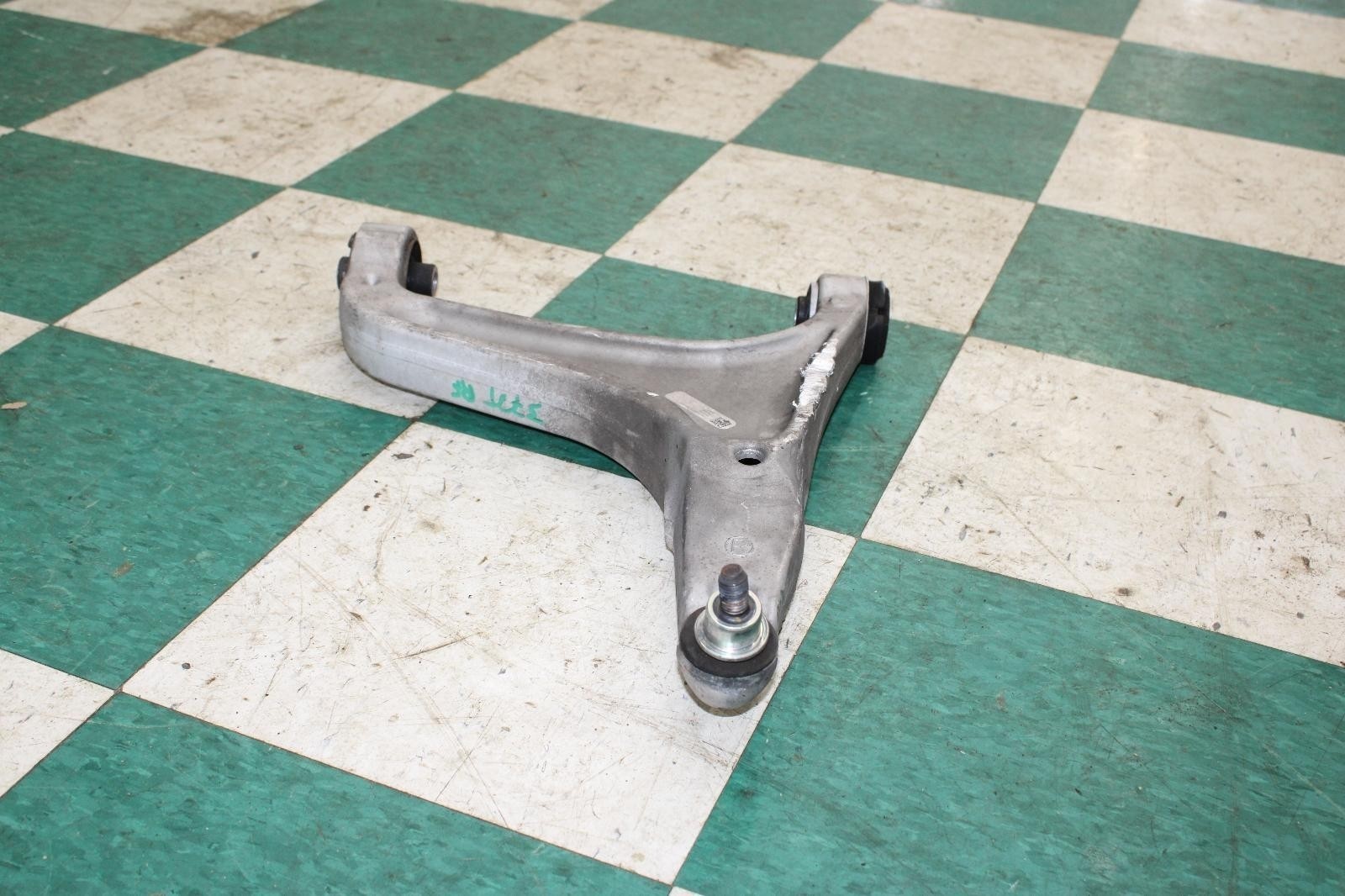 Maserati Ghibli 2014-2017 Front Right Lower Control arm
