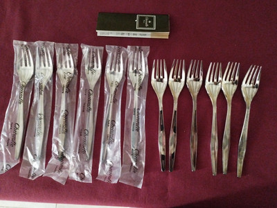 12 Dessertlöffel aus versilbertem Metall christofle Modell orly, Silberfarben
