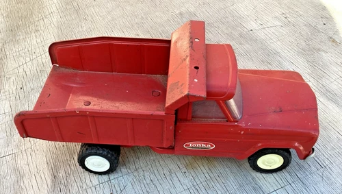 Vintage mini Tonka red dump truck  pressed steel construction toy