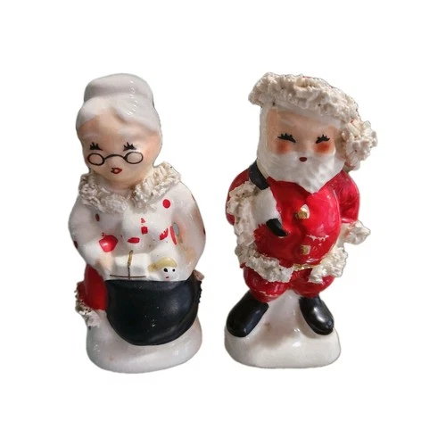 Vintage 1950’s Napco Santa/Mrs Claus Spaghetti Trim Salt & Pepper Shakers Japan