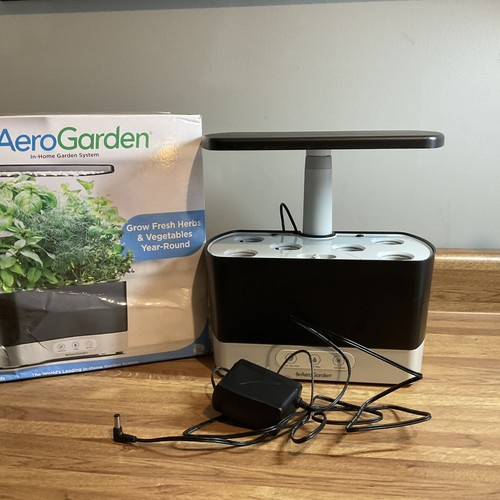 AeroGarden Harvest XL Home Garden System indoor Black Tested Works Good