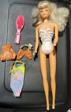 1993 Lucky Inc. Co. Made In China 211253a 12in Barbie Clone doll Blonde w clothe