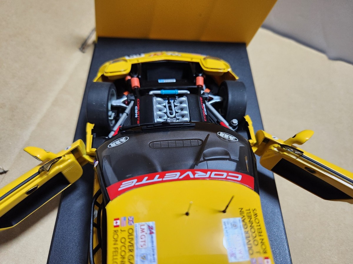 SLOT COLORS: Corvette C5R - Goodwrench Le Mans 2000