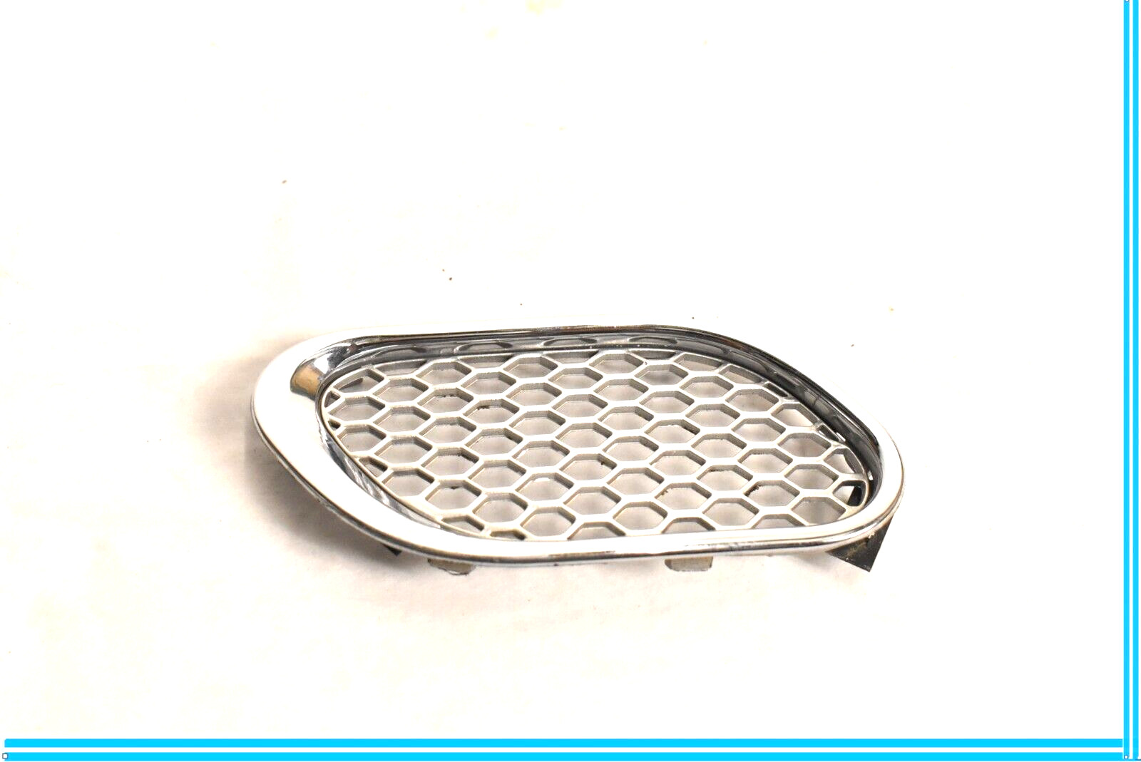 Maserati Quattroporte 2003-2012 Front Left Air vent trim