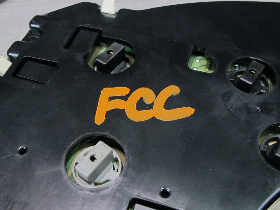 Chevrolet Camaro Z28 1998 5,7 L LS1 velocímetro calibre clúster 16232051 OEM Foto 3 de 4