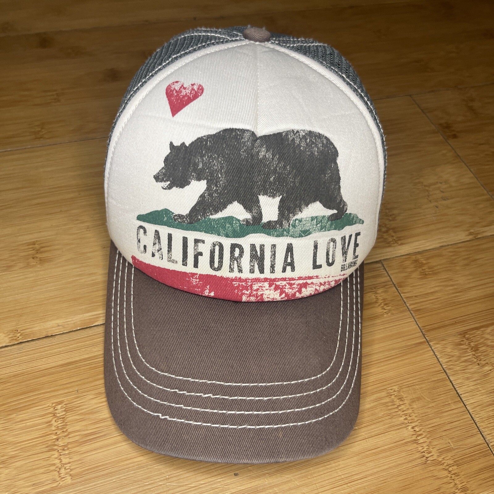 Billabong YOUTH California Love Heart Bear Cali Brown Beige 