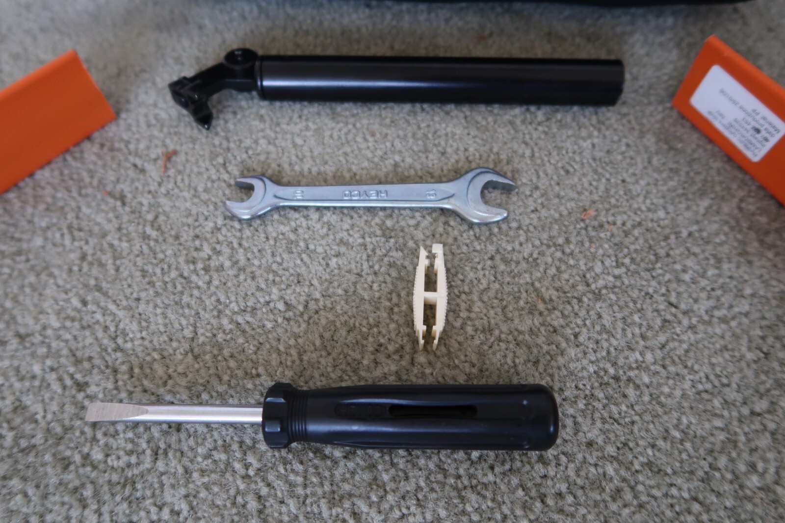 LAMBORGHINI GALLARDO SPYDER  OEM ORIGINAL TOOL KIT # 0R1400039