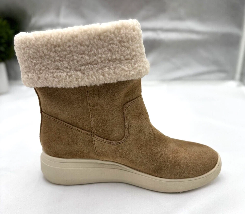 Anne Klein Women's Winter Boots Faux Fur Beige Size US 6 Warm Comfort Pre-Owned - Image 4 of 4