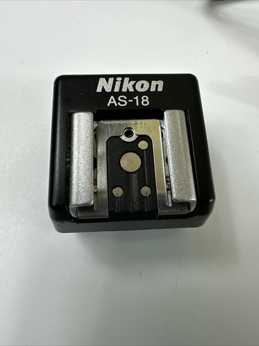 Nikon AS-18 multi flash Adapter with cable - Picture 2 of 7