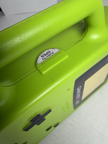 Nintendo Game Boy Color & Carrying Case & Worm Light GREEN KIWI READ DESCRIPTION - Picture 7 of 9