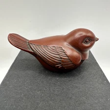 VTG Crowning Touch Bird Collectible Carved Taiwan MCM Home Decor Resin 3" x 1.5"