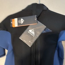 Quiksilver Men's Syncro 2/2 Short Sleeve Full Wetsuit Size MS Medium Never Used