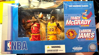 McFarlane NBA 2PK Lebron James Cavs vs Tracy McGrady Rockets 2nd Edition NOS MIB