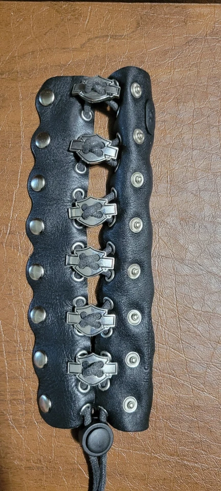 Guante de cuero para el cabello con cola de caballo para motocicleta Foto 3 de 4