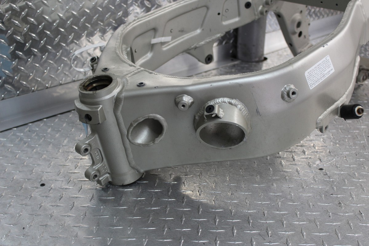 SZKページ 2005 KAWASAKI NINJA ZX6RR ZX600N FRAME CHASSIS SLVG (S) | eBay