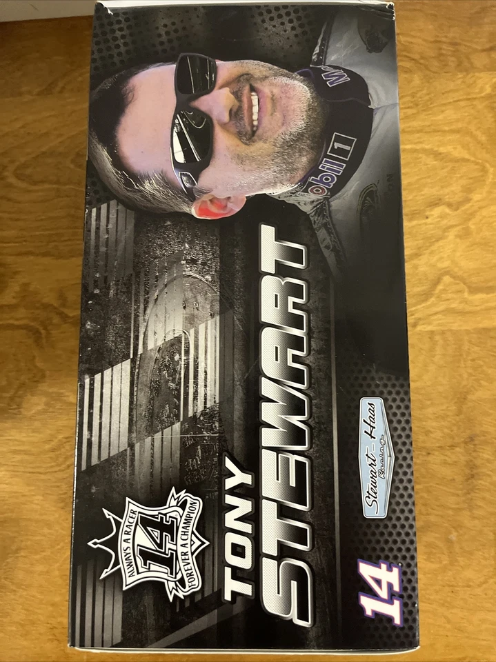 Chevy SS Galaxy 2016 Tony Stewart 1/24 Last Ride Homestead versión de carreras nuevo en caja Foto 3 de 4