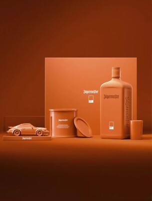 JÄGERMEISTER X PANTONE DESIGN-PACK ORANGE 35% 0.7L Set - Flasche 27