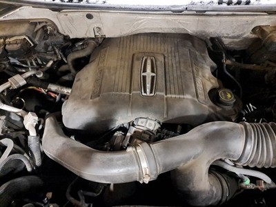 2015 Navigator Engine Cover Sku#4359210